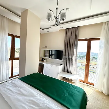 Hotel Roof & 5*