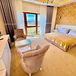 Roof Boutique & Istanbul Airport Hotel 5*