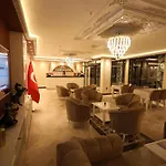 Roof Boutique & Istanbul Airport 5* Durusu