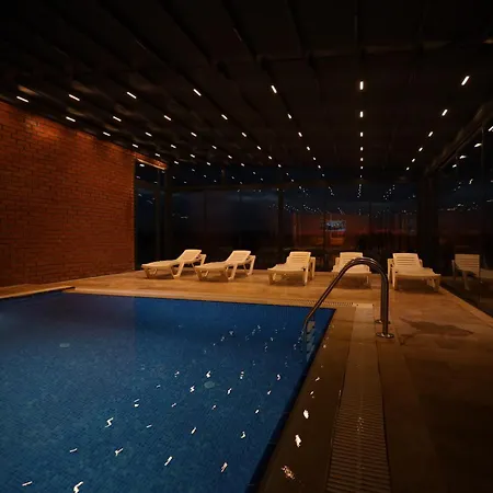 Roof Boutique & Istanbul Airport ホテル 5*