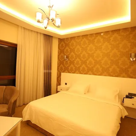Green Roof Hotel 5*