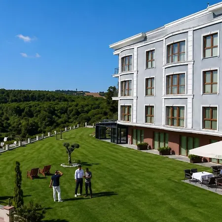 Green Roof Hotel